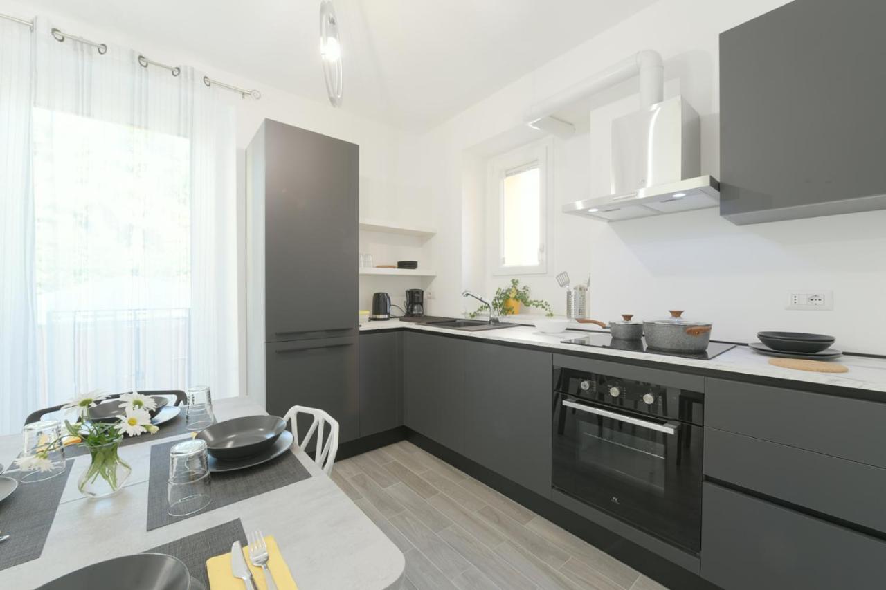 באוונו Sunflower Apartments מראה חיצוני תמונה